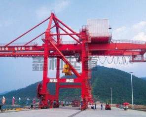 起重設(shè)備選擇時應(yīng)考慮哪些因素